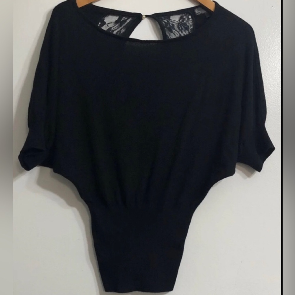 Mandee women’s blouse knit lace back cut buttons closures short sleeves black.M